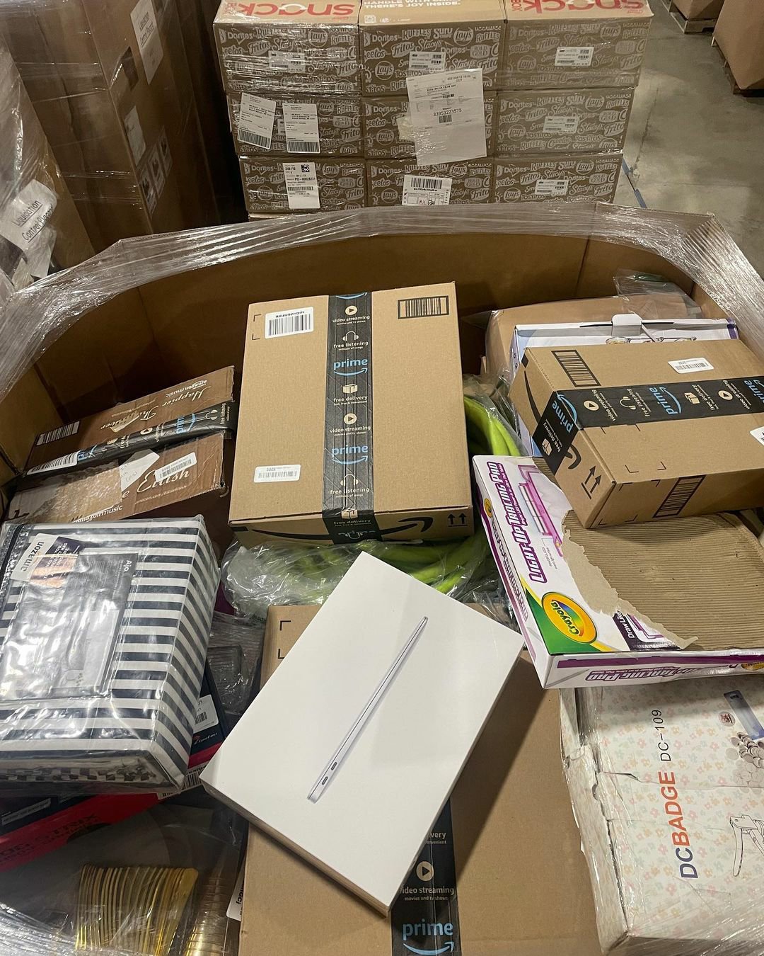 28449.jpg Amazon 7th tall small pallets - Image 1