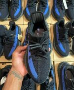 YEEZY SHOES PALLET - Image 14