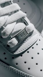 Authentic Nike sneakers pallets - Image 18