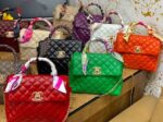 Woman bags & purse pallets - Image 17