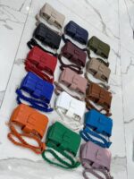 Woman bags & purse pallets - Image 16
